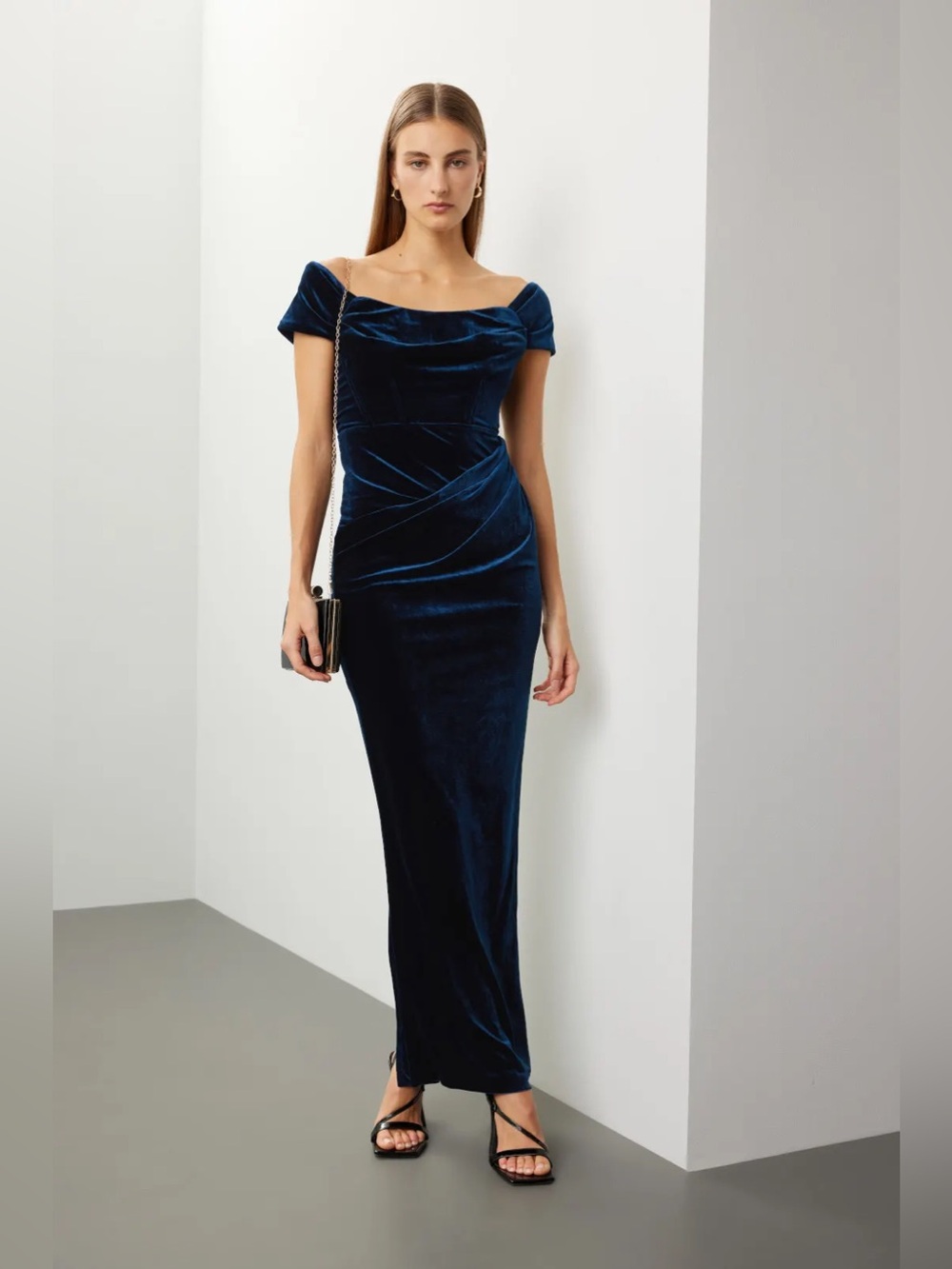 *Flawed RTR Line & Dot DuJour Gown (0488)